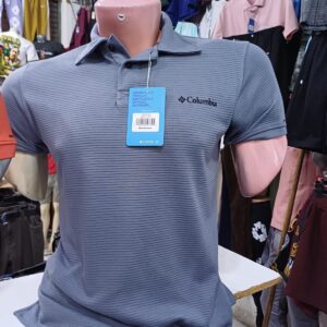 Camiseta con cuello Columbia